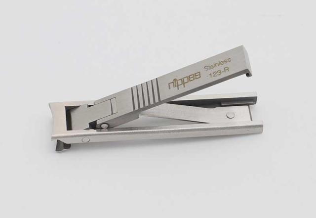 Nippes ポケットネイルケアセット 牛革ケース付き  メンズ 男性 爪切り つめやすり ピンセット 身嗜み 大人 Nippes ポケットネイルケアセット 牛革ケース付き メンズ 男性 爪切り