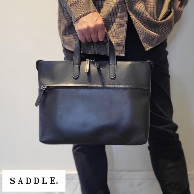 SADDLE 牛革 2way 横型 薄マチ ブリーフショルダーバッグ A4対応 おしゃれ レザー ビジネス トート バッグ かっこいい 革 仕事 鞄 【送料無料】の通販は