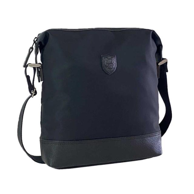 BLAZER CLUB 軽量 ナイロン 縦型 ショルダーバッグ おしゃれ シンプル