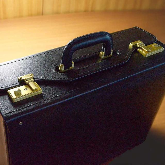 SADDLE 姫路レザー パイロットケース 幅44cm×マチ15cm 日本製 豊岡製 フライトケース メンズ 本革 ビジネスバッグ A3 大容量_4