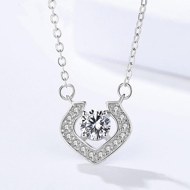 ネックレス レディース/計15粒 0.81カラット/馬蹄ネックレス/プラチナ仕上げ シルバー925/人気 誕生日プレゼント 記念日 女性 お守り お祝いギフト_1