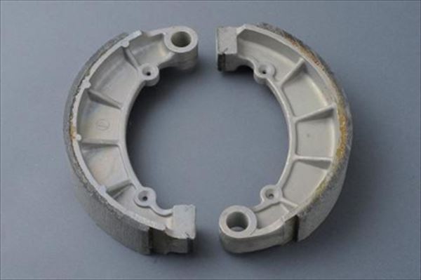 M-TEC中京 MRS-K-D017 ブレーキシュー Z1/Z2/Z750-900/H2の通販は 9,038円