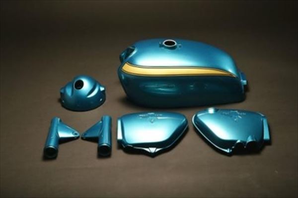 M-TEC中京 M-TEC中京 MRS-H75-T43 キャンディブルーグリーン 外装4点セット CB750K1 226,100円