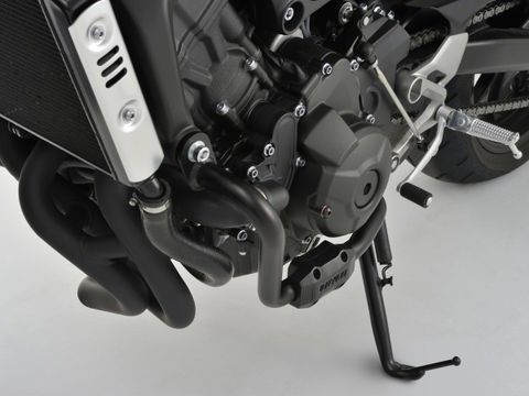 【DAYTONA(デイトナ)】 パイプ エンジンガード 95745 YAMAHA MT-09用【大きく張り出さず、目立ちにくい】｜au PAY  マーケット