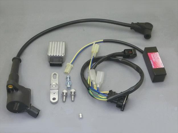 4947934073099 SUPER IG COILKit クロスカブ50／110 スピードプロツインプラグコードBlack付 858710-09 【CF-POSH(シーエフポッシュ)】 の通販は 20,792円