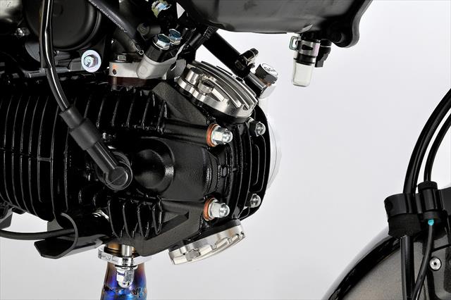 【G-craft(ジークラフト)】 【4522285324115】 32411 GROM（21-）用 ビレットタペットカバー（排気側）の通販は 7,334円