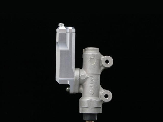 【G-craft(ジークラフト)】 【4522285335159】 33515 リザーブタンクレスキットタイプ1の通販は 6,573円