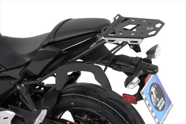 【ヘプコアンドベッカー】 【4549950093077】 6602528-0101 ヘプコ＆ベッカ ミニラック ブラック Ninja650 17-21の通販は