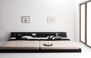 連結ベッド 幅240 キング ワイド 2人 3人 4人 家族 つなげる 2台 分割 ファミリー 親子 マットレス付き ローベッド ロータイプ フロア 低床 低い 宮 ヘッドボード 枕元 棚 携帯 メガネ リモコン 頭上 収納 照明 読書灯 ライト コンセント スマホ 充電 ヴィンテージ モダンの通販は 167,312円