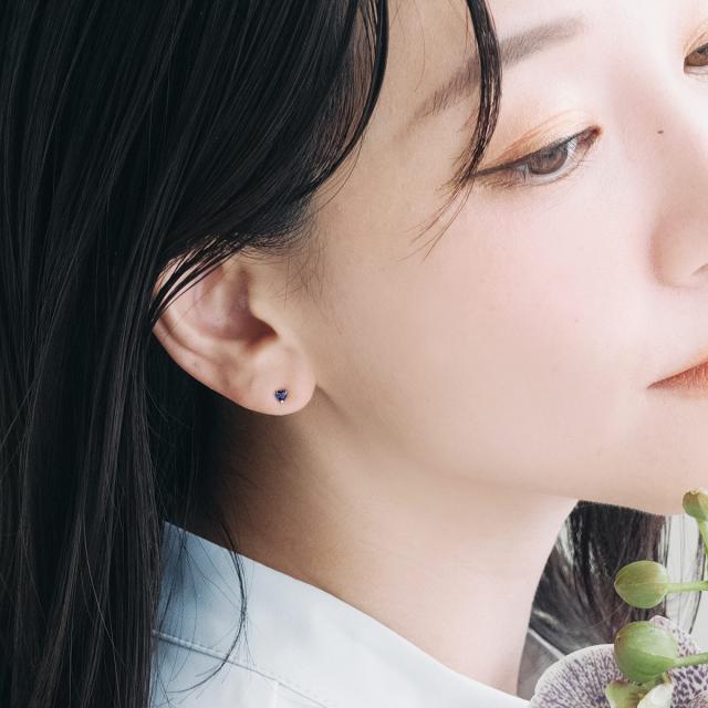 ピアス サファイア k18 レディース 18金 ハート 18k サファイアの