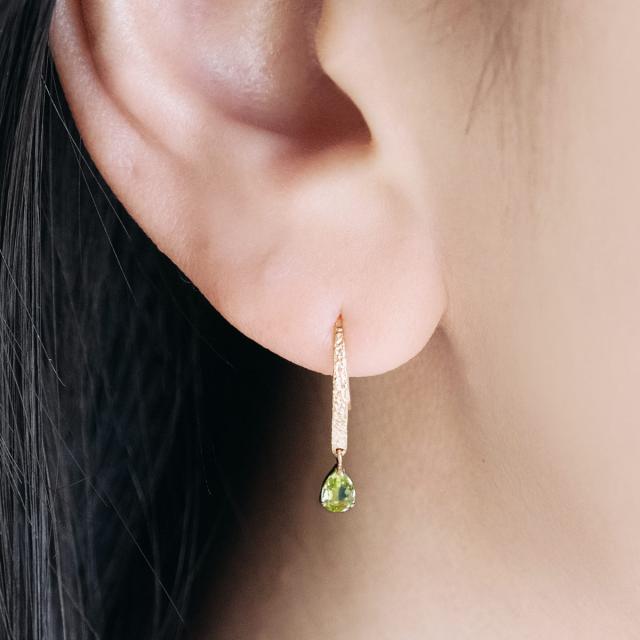 フックピアス 18金 ピアス レディース k18 ペリドット 黄緑 宝石