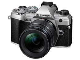 ★OMデジタルソリューションズ OM SYSTEM OM-5 12-45mm F4.0 PRO レンズキット [シルバー]