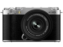 ★FUJIFILM / 富士フイルム FUJIFILM X-M5 XC15-45mmレンズキット [シルバー]