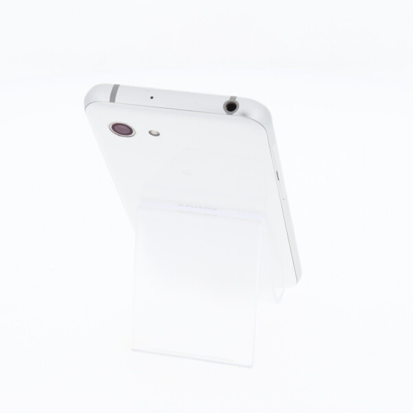 Simフリー Au Shv41 Aquos R Compact ムーンホワイト 美品 スマホ本体 中古 送料無料 保証あり 白ロムの通販はau Pay マーケット 携帯市場