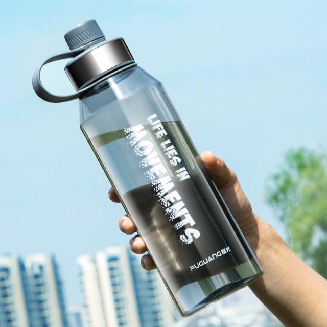 水筒 大容量 直飲み おしゃれ 1 5リットル 2リットル 600ml ジム 運動 ヨガ 体操 トレーニング スムージー シェイカーの通販はau Pay マーケット カスヤ売店