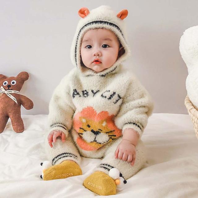 秋冬新作 新生児服 ライオンの子 子供用 可愛い長袖 ロンパース オールインワン 出産祝い ベビー ロンパース 赤ちゃん 冬物 ニッの通販はau Pay マーケット カスヤ売店