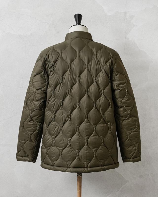 TAION Universal Works タイオン ユニバーサルワークス ダウン ジャケット REVERSIBLE DOWN JACKET リバーシブル ダウンジャケット UW-TA-R101B アウター 防寒 メンズ おしゃれ ブランド ナイロン オリーブ ブラック 軽量 Vネック 刺繍 KEE SHOP