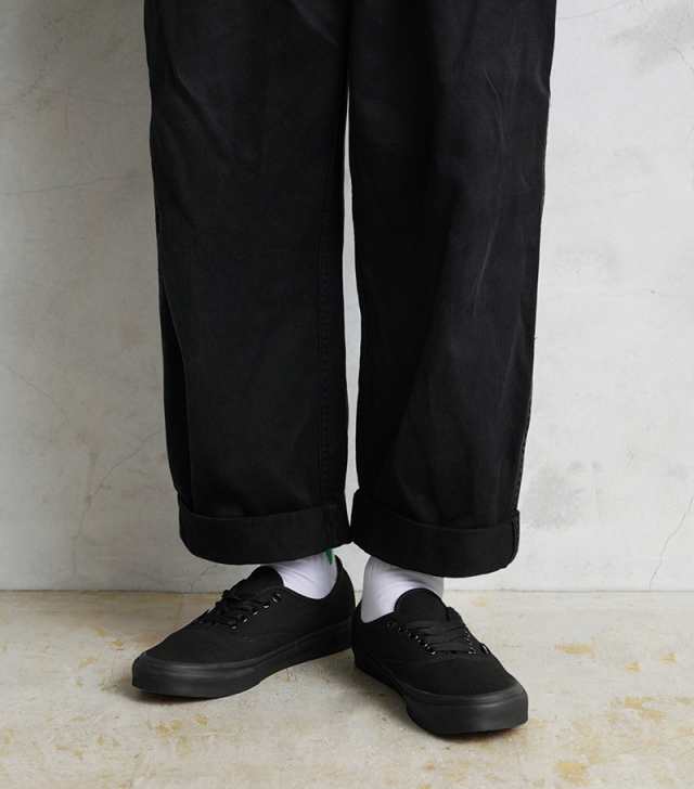 VANS ヴァンズ VN000EE3BKA AUTHENTIC スニーカー ALL BLACK USA
