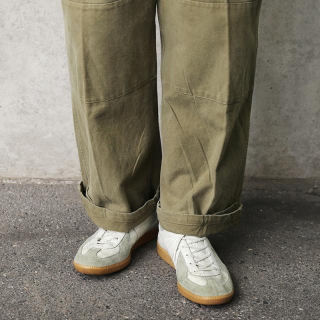 実物 USED ドイツ軍 ジャーマントレーナー Bランク【Cx】【I】｜マルジェラのスニーカーの元ネタとして有名な一足！ミリタリー ローテクスニーカー ヴィンテージ メンズ シューズ 軍放出品 軍モノ ホワイト スエード 大きいサイズ