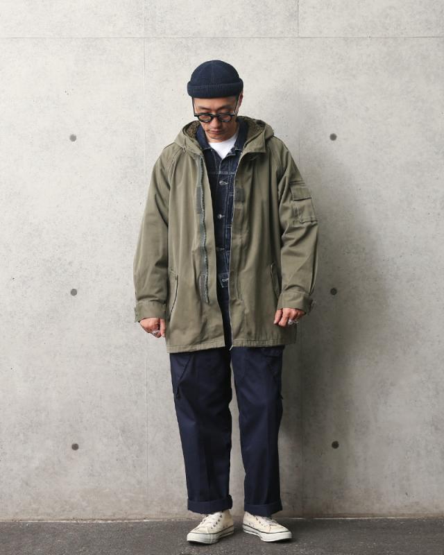 フランス軍放出品　美品　フライトジャケット　フード　ライナー付き フランス軍放出品 美品 フライトジャケット フード ライナー付き