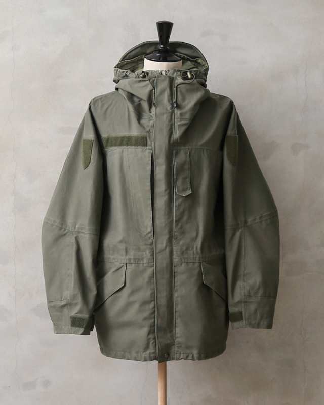 実物 USED オーストリア軍 アルパイン GORE-TEX フィールドパーカ【Cx】【I】｜マウンテンパーカー ミリタリージャケット メンズ  アウター 軍放出品 軍モノ おしゃれ 大きいサイズ ユーロミリタリー 古着 オリーブの通販はau PAY マーケット - ミリタリーショップWAIPER  ...