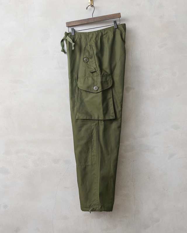 実物 USED カナダ軍 ECW WINDPROOF オーバーパンツ【Cx】【I