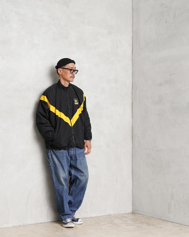 実物 USED 米軍 U.S.ARMY BLACK APFU トレーニングジャケット【Cx】【I】｜フィットネス ウィンドブレーカー ジャンパー 古着 メンズ アウター ミリタリー おしゃれ 黒 ブラック