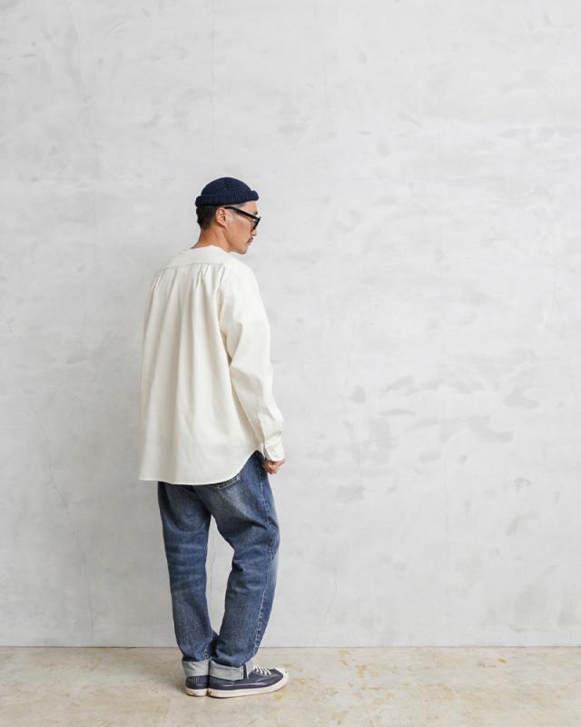 I.C.ORADEA社製 ルーマニア軍 スリーピングシャツ Vネック SHEER