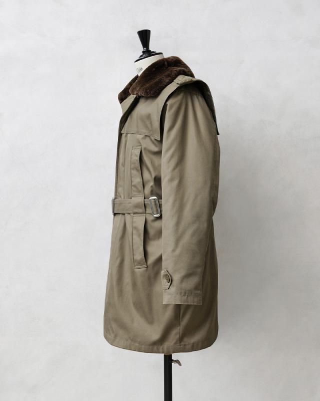 実物 USED ルーマニア軍 BOA COLLAR オフィサーコート キルティング