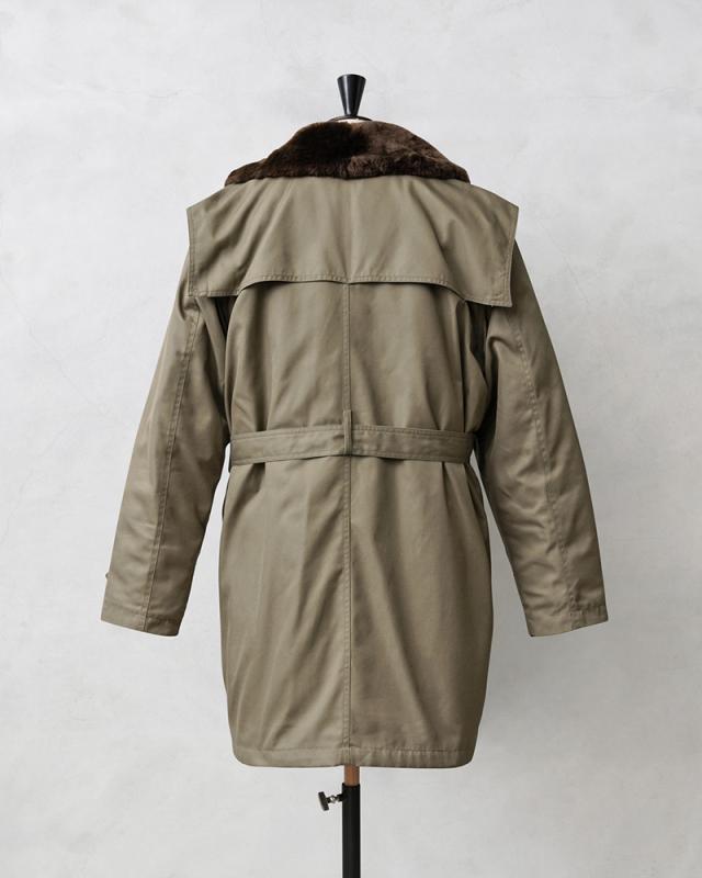 実物 USED ルーマニア軍 BOA COLLAR オフィサーコート キルティング