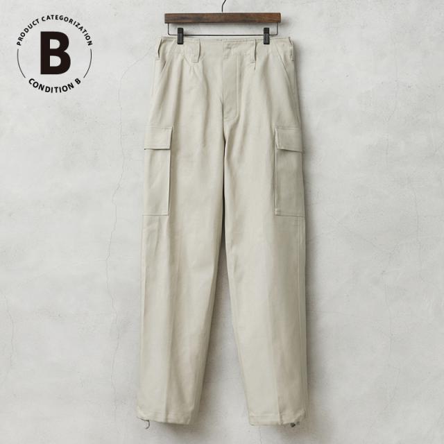 実物 新品 デッドストック ドイツ軍 モールスキン カーゴパンツ オフホワイト コンディションB【Cx】【I】｜メンズ ボトムス 大きいサイズ ポケット多い ミリタリーパンツ 白 ワイドパンツ 古着 ファッション おしゃれ