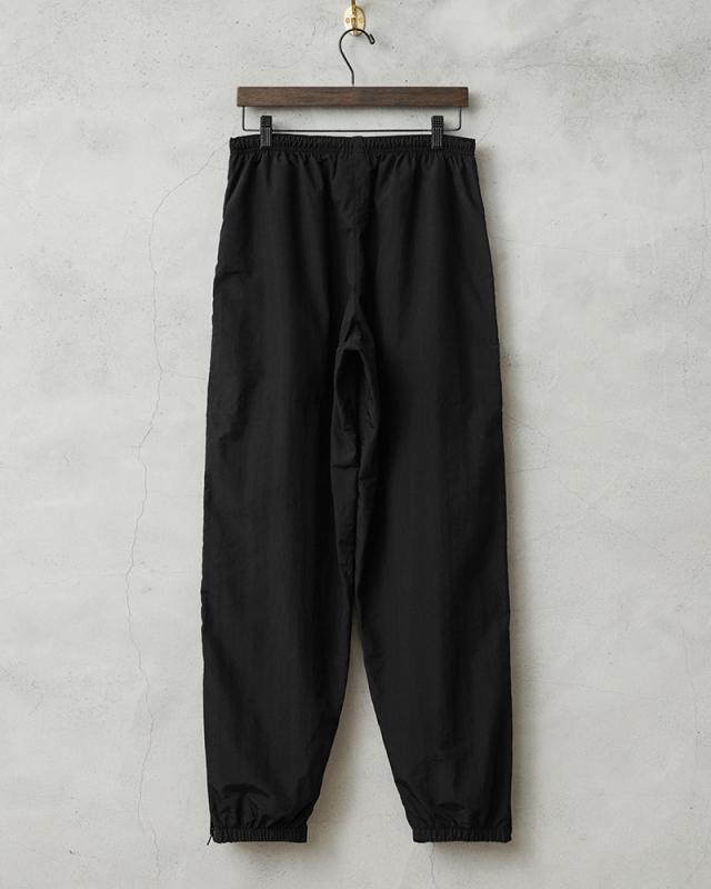 実物 新品 デッドストック 米軍 U.S.ARMY APFU フィジカル トレーニングパンツ ARMY LOGO【Cx】【I】｜メンズ ボトムス ナイロンパンツ フィットネス 大きいサイズ ゆったり 黒 ブラック ファッション おしゃれ