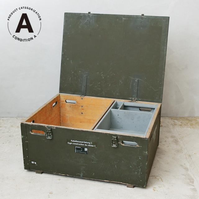 実物 USED スイス軍 ウッド ミリタリーボックス（仕切りBOXあり）コンディションA【Cx】【I】【K】｜インテリア 家具 収納 ビンテージ カーキ 木製 大きいサイズ 無骨 アンティーク おしゃれ