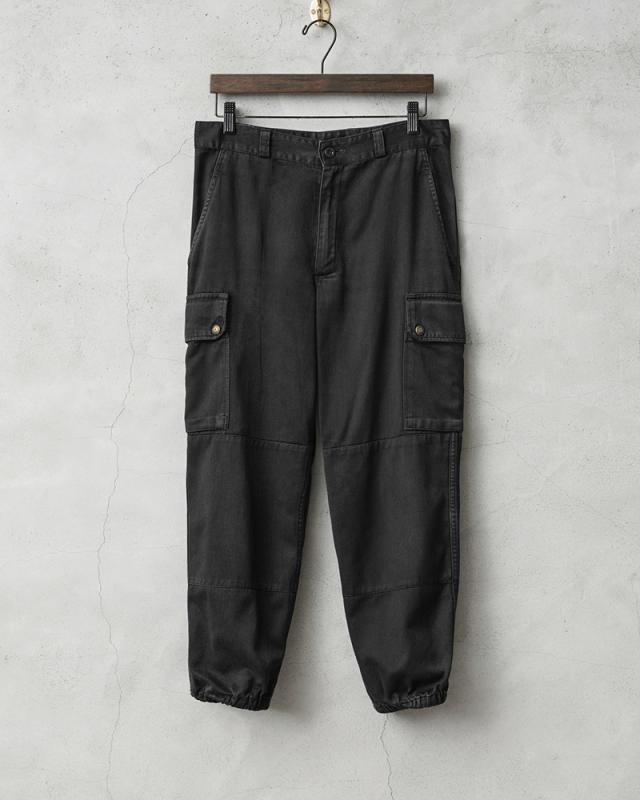 実物 USED フランス軍 F-2 カーゴパンツ BLACK染め【Cx】【I】｜メンズ ミリタリーパンツ ロングパンツ 大きいサイズ 黒 ブラック 作業服 リメイク 古着 ファッション おしゃれ_3