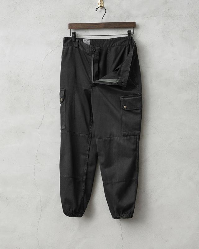 実物 USED フランス軍 F-2 カーゴパンツ BLACK染め【Cx】【I】｜メンズ ミリタリーパンツ ロングパンツ 大きいサイズ 黒 ブラック 作業服 リメイク 古着 ファッション おしゃれ_6