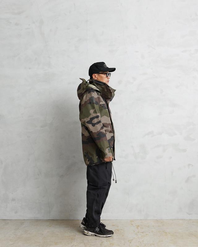 実物 USED フランス軍 CCE CAMO WATERPROOF フィールドパーカ 2ポケット【Cx】【I】｜メンズ アウター 大きいサイズ ミリタリー マウンテンパーカー 迷彩 カモフラージュ 古着 ファッション おしゃれ 実物 USED フランス軍 CCE CAMO WATERPROOF フィールドパーカ 2