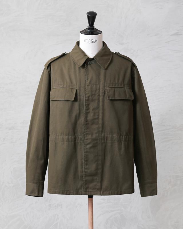 ミリタリージャケット Mサイズ オリーブ 実物 USED チェコ軍 M-85 ジャケット オリーブ バックポケット