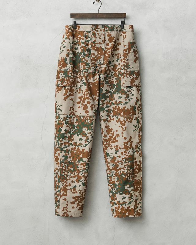 実物 新品 デッドストック デンマーク軍 M-84 デザートカモ WATERPROOF オーバーパンツ【Cx】【I】｜メンズ ボトムス 迷彩 ミリタリー カモ柄 総柄 大きいサイズ 撥水 アウトドア キャンプ 古着 ファッション おしゃれ_3
