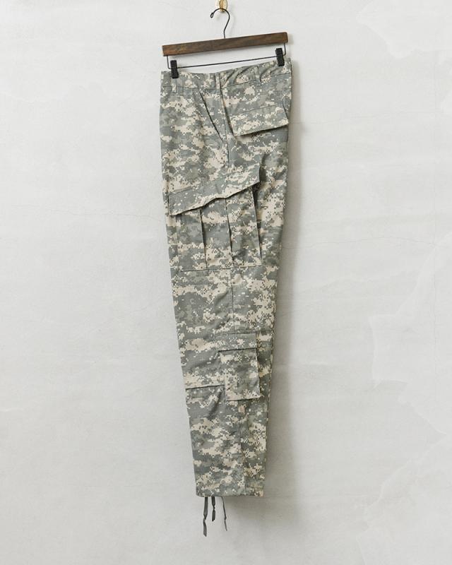 実物 新品 デッドストック 米軍 ACU コンバット カーゴパンツ UCP【Cx】【I】｜メンズ ボトムス ミリタリー 大きいサイズ 軍パン 迷彩 カモ柄 総柄 ポケット多い 作業着 古着 ファッション おしゃれ_4