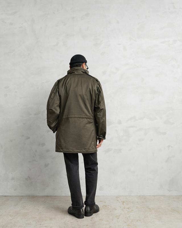 実物 新品 デッドストック オーストリア軍 M-65 フィールド