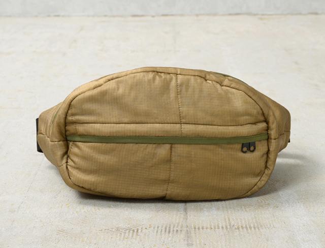 WAIPER.inc 実物 米軍 ポンチョライナー リメイク ボディバッグ