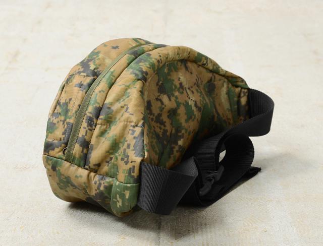 WAIPER.inc 実物 米軍 ポンチョライナー リメイク ボディバッグ