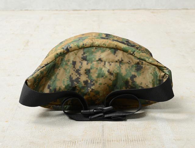 WAIPER.inc 実物 米軍 ポンチョライナー リメイク ボディバッグ WAIPER.inc 実物 米軍 ポンチョライナー リメイク ボディバッグ