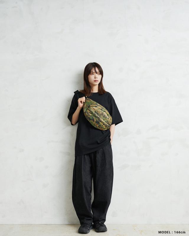 WAIPER.inc 実物 米軍 ポンチョライナー リメイク ボディバッグ