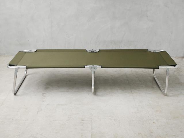 実物 新品 デッドストック 米軍 Coleman社製 フォールディングコット（折り畳み簡易ベッド）【一部離島配送不可】【Cx】【I】【K】｜アウトドア 軍放出品 アルミフレーム 軽量 コンパクト 耐久 寝具 ミリタリー_2
