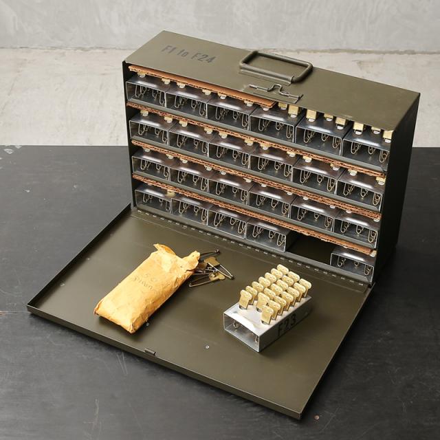 実物 新品 デッドストック 米軍 1980〜1990’s ヴィンテージ 真鍮製 ランドリーピン ケース付き フルセット KEYES DAVIS社製【Cx】【I】_1