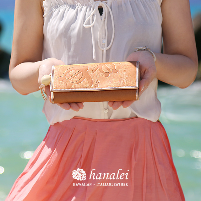 未使用級美品✨️hanalei 長財布 ハワイアン ヌメ革 ホヌ レザー フラップ 未使用級美品✨️hanalei 長財布 ハワイアン ヌメ革 ホヌ レザー