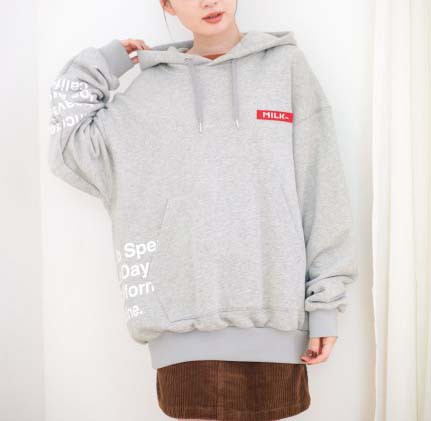 ミルクフェド Milkfed パーカー スウェット レディース Printed Message Hoodie ブラック アッシュ ブラウン の通販はau Pay マーケット Spoon