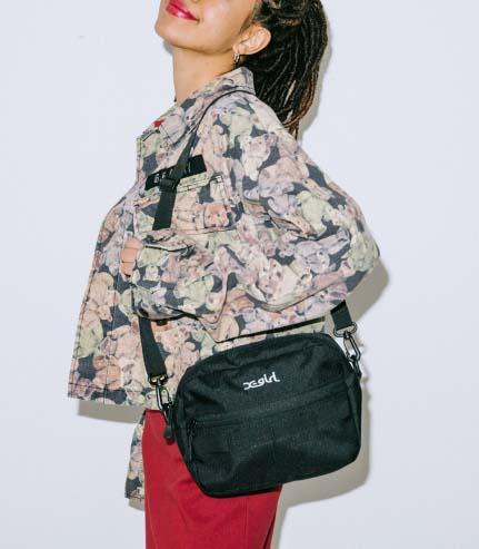 エックスガール ショルダーバッグ 斜めがけ X Girl Mills Logo Shoulder Bag バッグ レディース 軽量 アウトドア の通販はau Pay マーケット Spoon