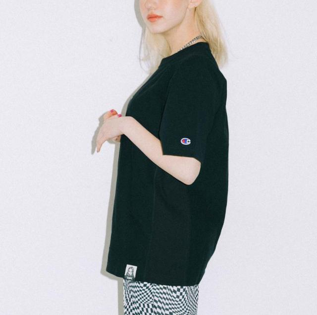 ポスト投函 送料無料 エックスガール X Girl Champion チャンピオン コラボ Tシャツ 半袖 レディース Reverse Weave S S Tee ホワイトの通販はau Pay マーケット Spoon